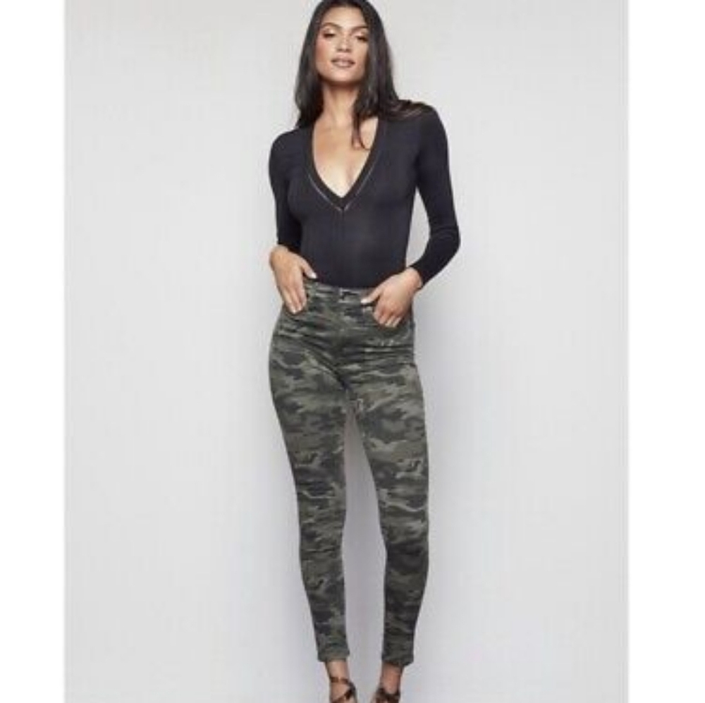 Good American Good Waist Skinny Jeans in Camo